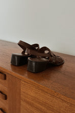 1990's CHOCOLATE LEATHER STRAPPY HEELED SANDALS | SIZE 9/9.5