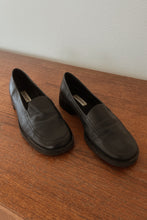 1990's MIDNIGHT LEATHER LOAFERS | SIZE 7.5