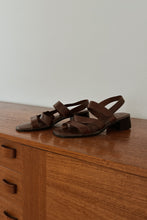 1990's CHOCOLATE LEATHER STRAPPY HEELED SANDALS | SIZE 9/9.5