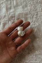 1980's FRESHWATER BAROQUE PEARL ON STERLING LINK CHAIN