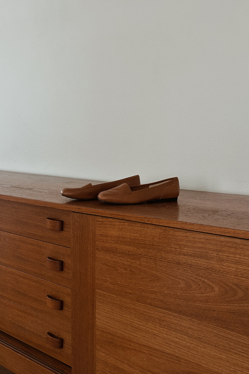1990's BANDOLINO BUTTERY SOFT CAMEL LEATHER LOAFERS | SIZE 7N