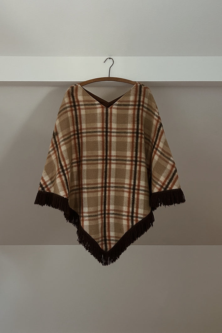 1970's PLAID FLEECE FRINGE PONCHO | ONE SIZE