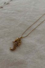 1980's GOLD PLATED SEAHORSE PENDANT ON DELICATE GOLD FILL CHAIN