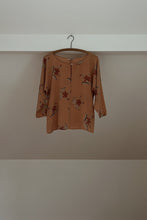 1990's CALVIN KLEIN PURE SILK FLORAL BLOUSE | SIZE S/M