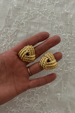 1980's AK GOLD PLATE LARGE ROPE POSTS