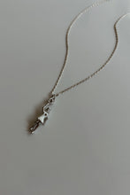 1970's TENNIS PENDANT ON STERLING LINK CHAIN