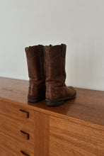 1980's JUSTIN CHOCOLATE LEATHER COWBOY BOOTS | SIZE 9