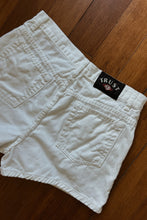 1990's CLASSIC WHITE DENIM SHORTS | SIZE 28