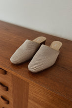 1990's THE SAK CAMEL WOVEN WEDGES | SIZE 7.5