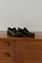1990's FRANCO SARTO BLACK LEATHER LOAFERS | SIZE 6
