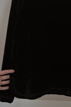 Y2K CRUSHED BLACK VELVET CREW NECK TOP | SIZE S