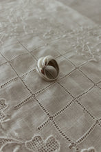 1980's 925 STERLING SILVER MODERNIST SHELL RING | SIZE 6