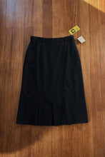 1970's NAVY WOOL PLEATED MIDI SKIRT | SIZE M