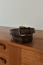 1980's TOOLED LEATHER FOREST DEER SCENE BELT | SIZE L