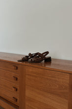 1990's CHOCOLATE LEATHER STRAPPY HEELED SANDALS | SIZE 9/9.5