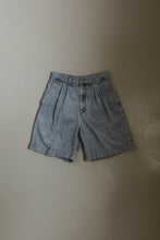 1990's EDDIE BAUER DENIM PLEATED TROUSER SHORTS | SIZE 28