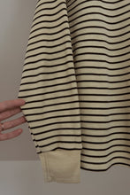 1980's CHOCOLATE STRIPE KNIT TNECK JUMPER