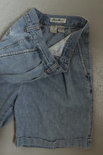 1990's EDDIE BAUER DENIM PLEATED TROUSER SHORTS | SIZE 28