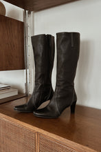 1990's ETIENNE AIGNER BLACK LEATHER CONTRAST STITCH BOOTS | SIZE 8.5