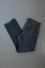 EARLY 1990's LEVI'S 505 GRUNGE DENIM | SIZE 32