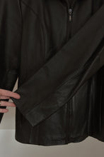 Y2K BLACK PIECED LEATHER JACKET | SIZE M/L