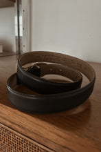 1990's NAVY ITALIAN LEATHER BELT | SIZE S/M