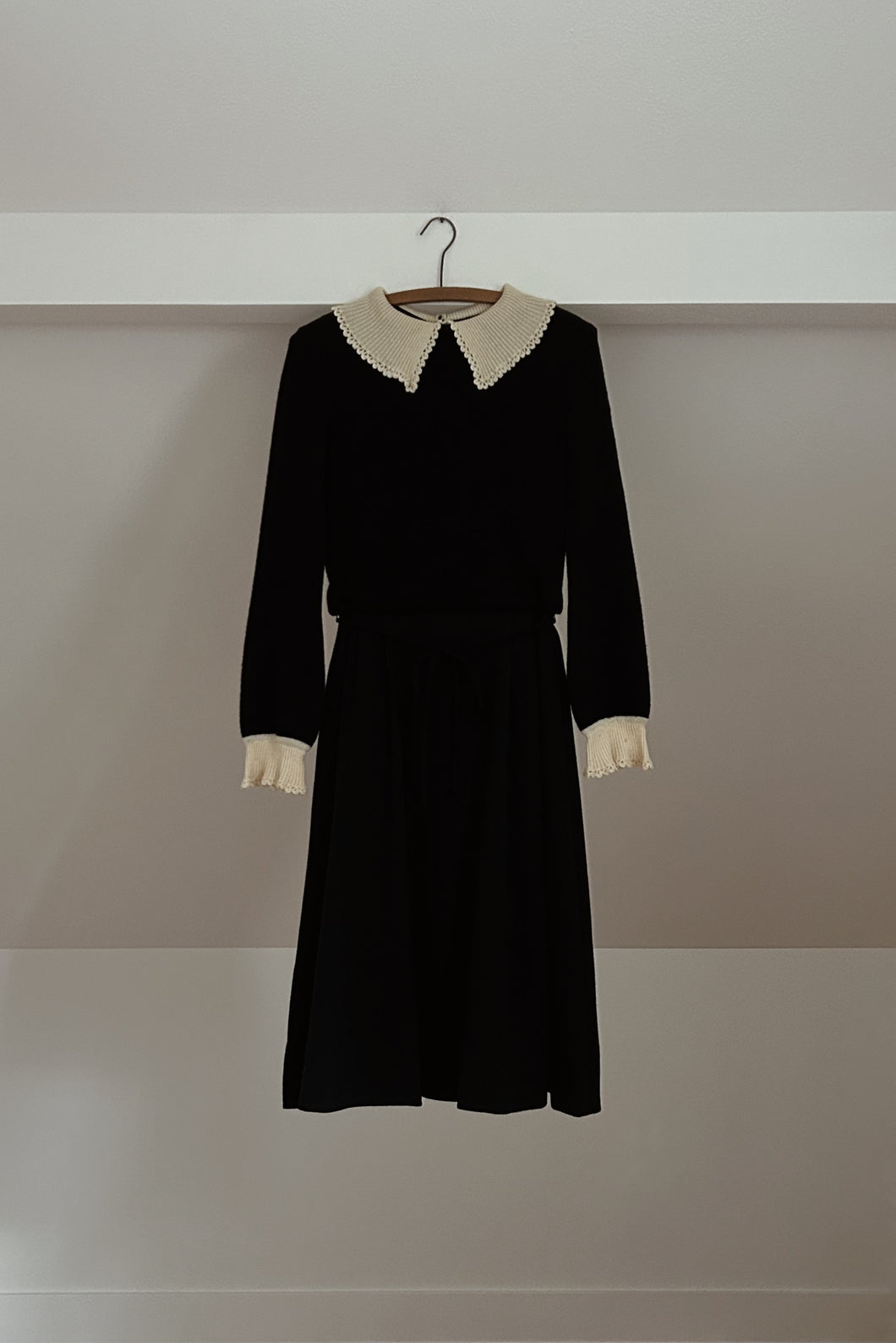 1970's CIAO PURE WOOL BLACK KNIT SWEATER DRESS | SIZE S/M