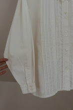 1980's VICTORIAN STYLE PLEATED LACE BUTTON BLOUSE | SIZE M