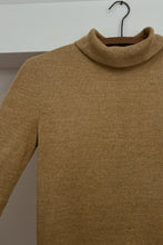 1970's CAMEL RIB KNIT SINGLE STITCH TURTLENECK | SIZE M