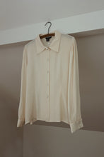 1990's DEADSTOCK PURE SILK J. PETERMAN BLOUSE | SIZE M/L
