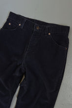1970's LEVI'S NAVY 910 STRAIGHT LEG CORDS | SIZE 28/29
