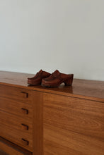 1970's BRAZILIAN WOVEN LEATHER WHIPSTITCH CLOGS | SIZE 5.5/6