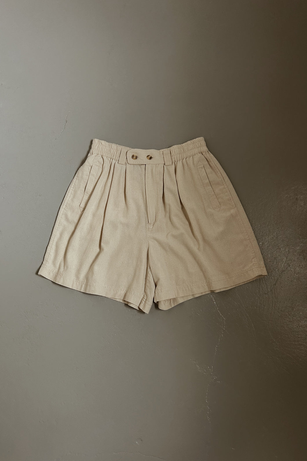 1990's PURE RAW SILK PLEATED TROUSER SHORTS | SIZE M/L