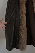 1980's CHOCOLATE LEATHER + FUR TRIM COAT | SIZE M/L
