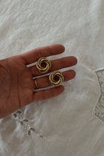 1980's GOLD FILL KNOT POSTS | 2 CM