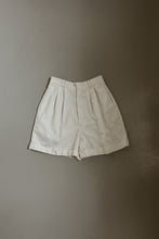 1980's COTTON PLEATED TROUSER SHORTS | SIZE 26