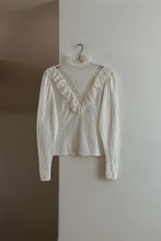 1980's VICTORIAN PLEATED FEMME BLOUSE