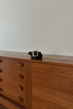 1990's CLASSIC BLACK LEATHER DOUBLE PRONG BELT | SIZE XS