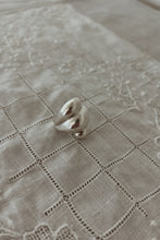 1980's 925 STERLING SILVER MODERNIST SHELL RING | SIZE 6