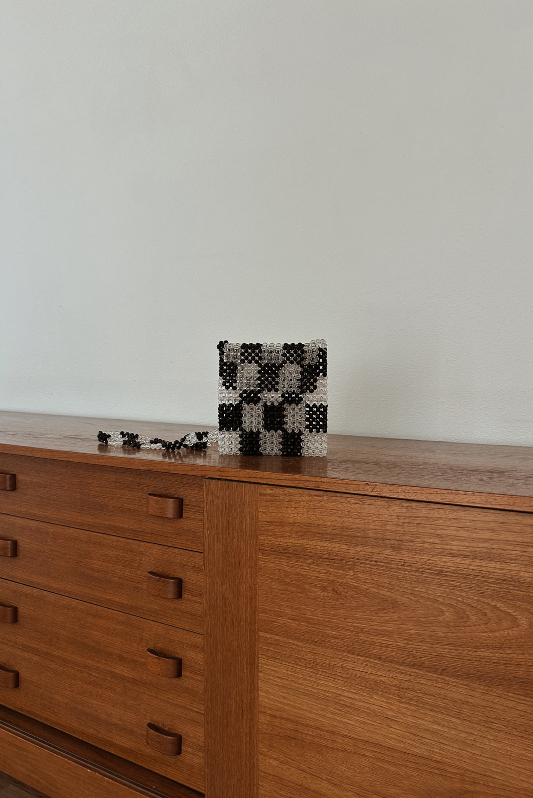 Y2K CHECKER BEADED BAG | 7