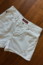 1990's CLASSIC WHITE DENIM SHORTS | SIZE 28