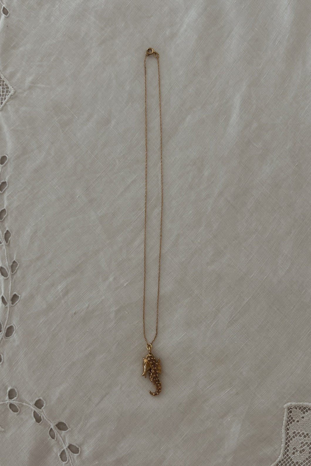 1980's GOLD PLATED SEAHORSE PENDANT ON DELICATE GOLD FILL CHAIN