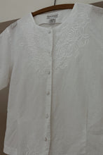 1980's FLORAL EMBROIDERED RAMIE COTTON PEPLUM TOP | SIZE L
