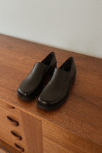 1990's FRANCO SARTO BLACK LEATHER LOAFERS | SIZE 6