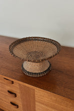 MID CENTURY WOVEN WICKER FRUIT BASKET