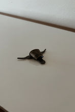 1940's RARE LONGHORN METAL KERCHIEF TIE