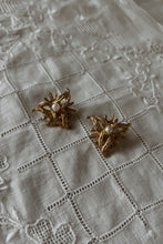 1980's GOLD PLATE + FRESHWATER PEARL CLIP ONS