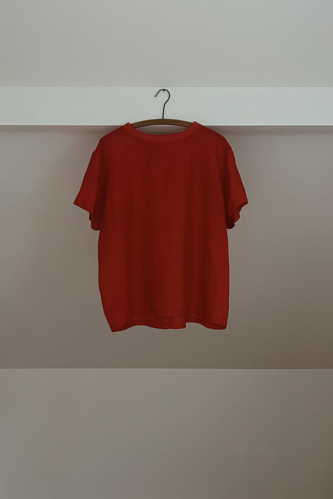 1990's PURE SILK CHERRY MOCK NECK TEE | SIZE M