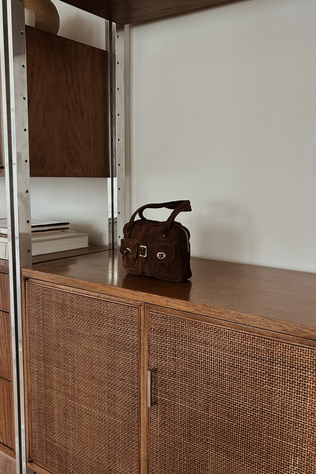 1960's CHOCOLATE SUEDE MINI HANDBAG | 7