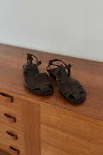 1990's BASS CHOCOLATE LEATHER FISHERMAN SANDALS | SIZE 8.5